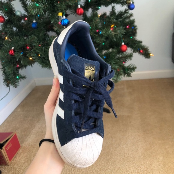 adidas - Picture 3 of 5